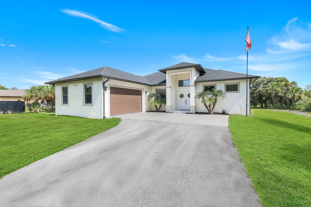 763 35th Ave NW, Naples, FL 34120
