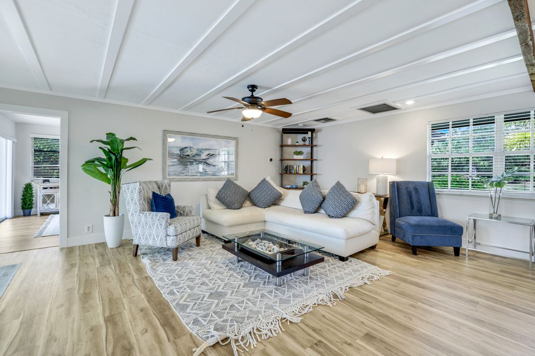 400 S Barfield Dr, Marco Island, FL 34145