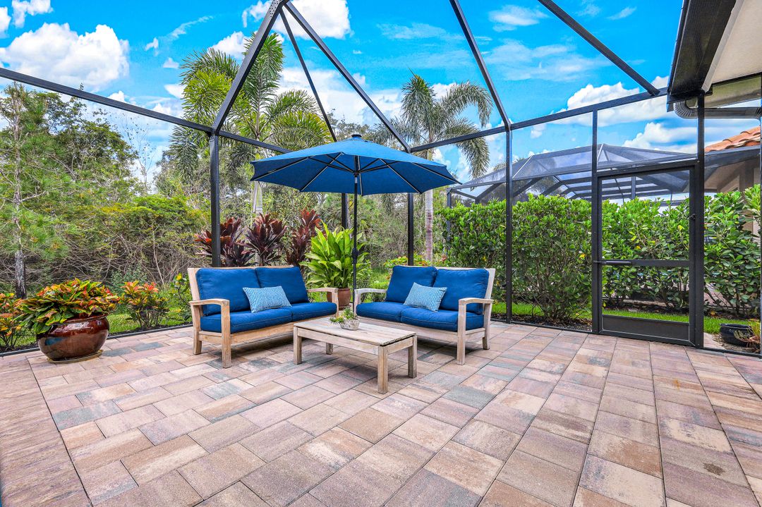 12762 Dundee Ln, Naples, FL 34120