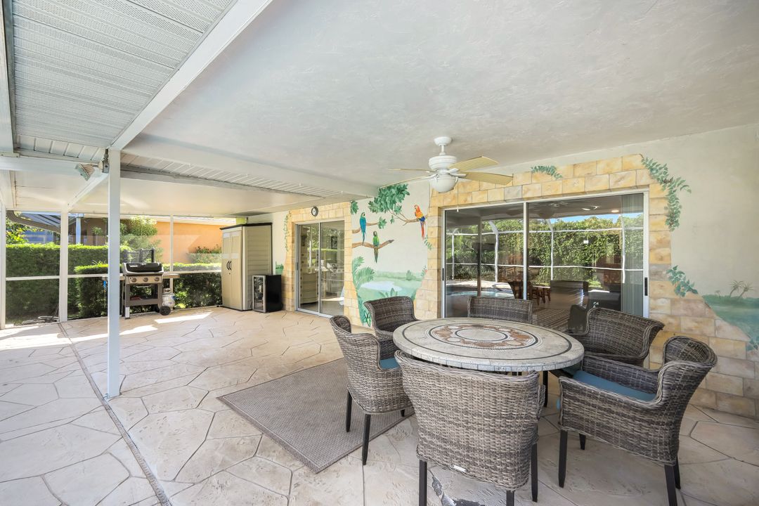 623 98th Ave N, Naples, FL 34108