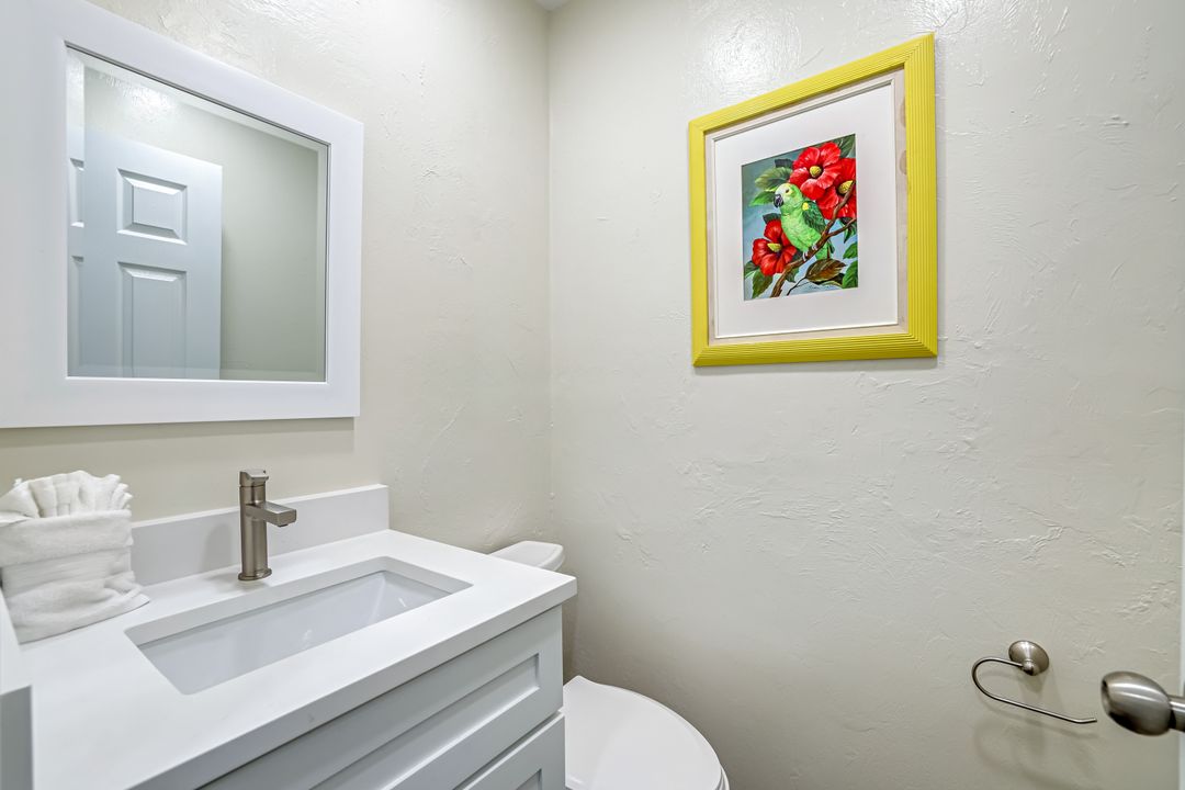 401 Capri Blvd, Naples, FL 34113