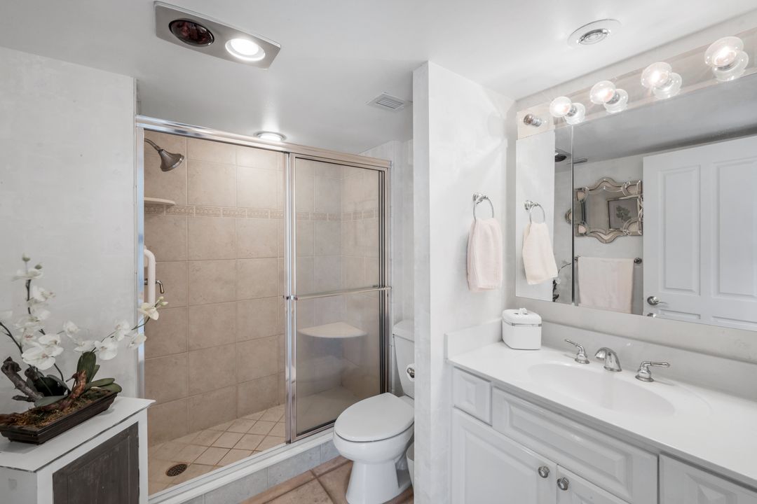3399 Gulf Shore Blvd N #203, Naples, FL 34103