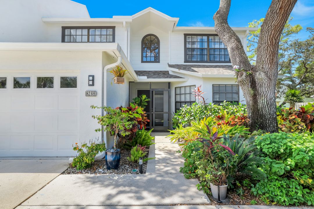 823 Meadowland Dr #H42-6, Naples, FL 34108