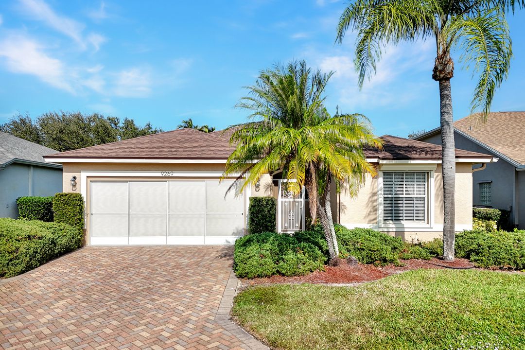 9269 Coach House Ln, Estero, FL 33928