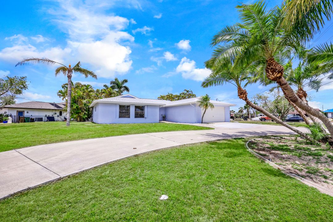 133 SE 40th St, Cape Coral, FL 33904