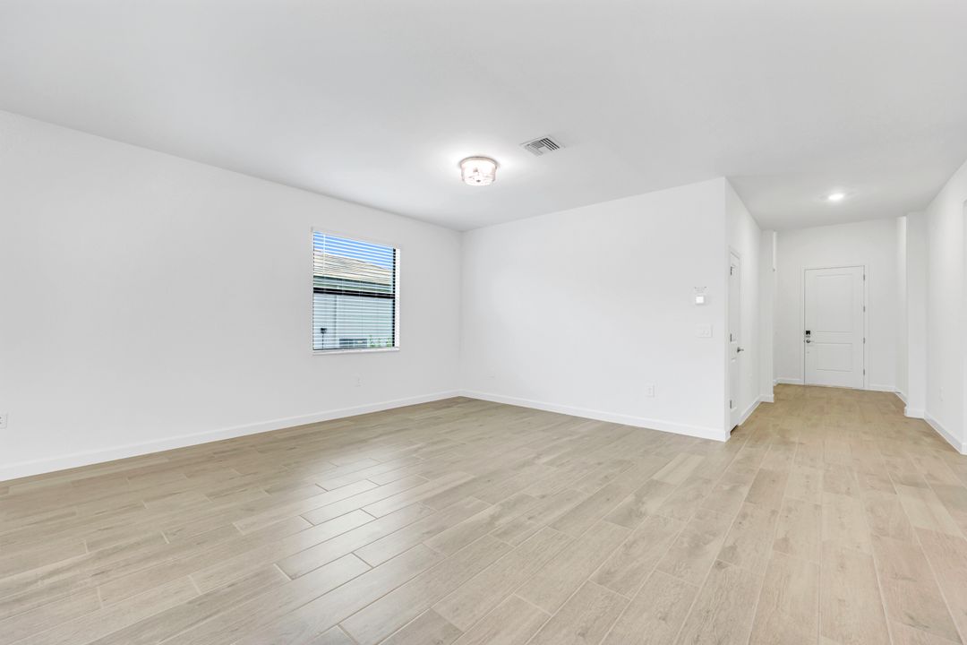 14303 Winding Cedar Wy, Fort Myers, FL 33913