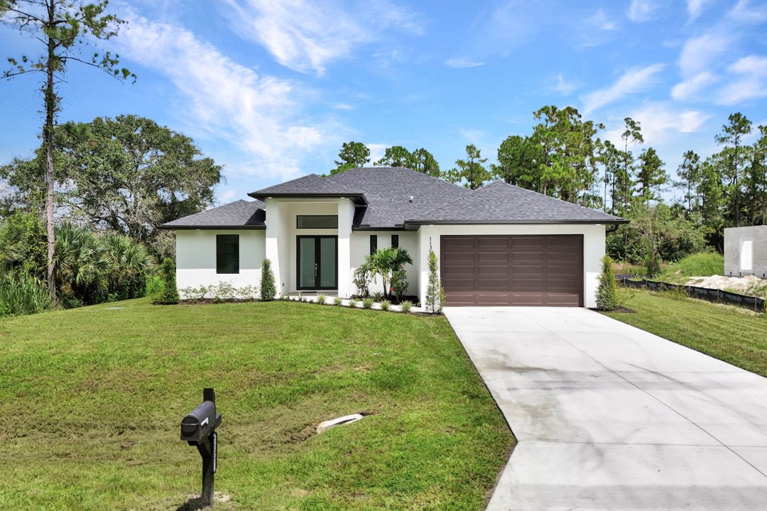 1137 Rahway St, Lehigh Acres, FL 33974