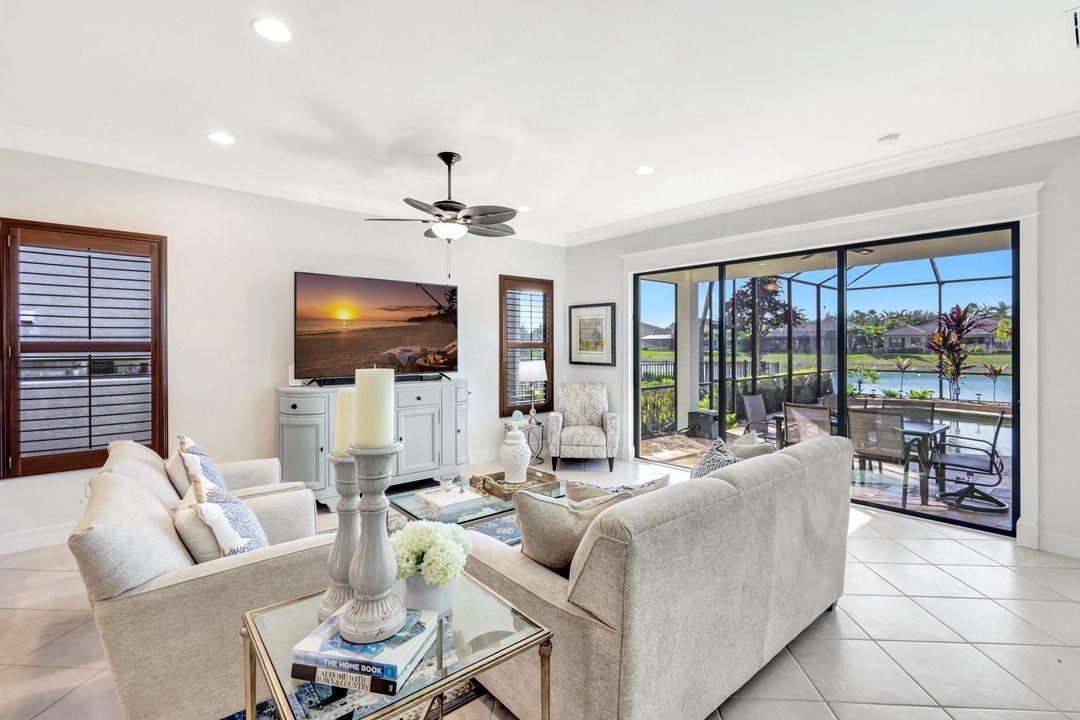 3706 Pleasant Springs Dr, Naples, FL 34119