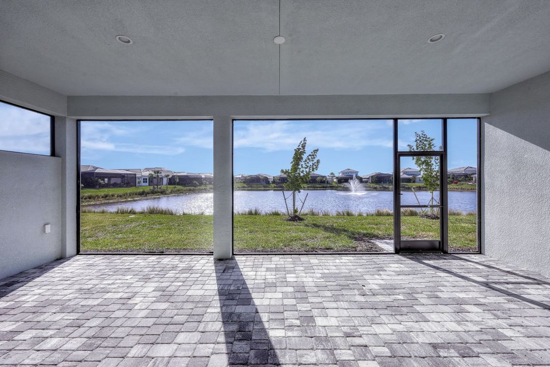9109 Caicos Wy, Naples, FL 34114