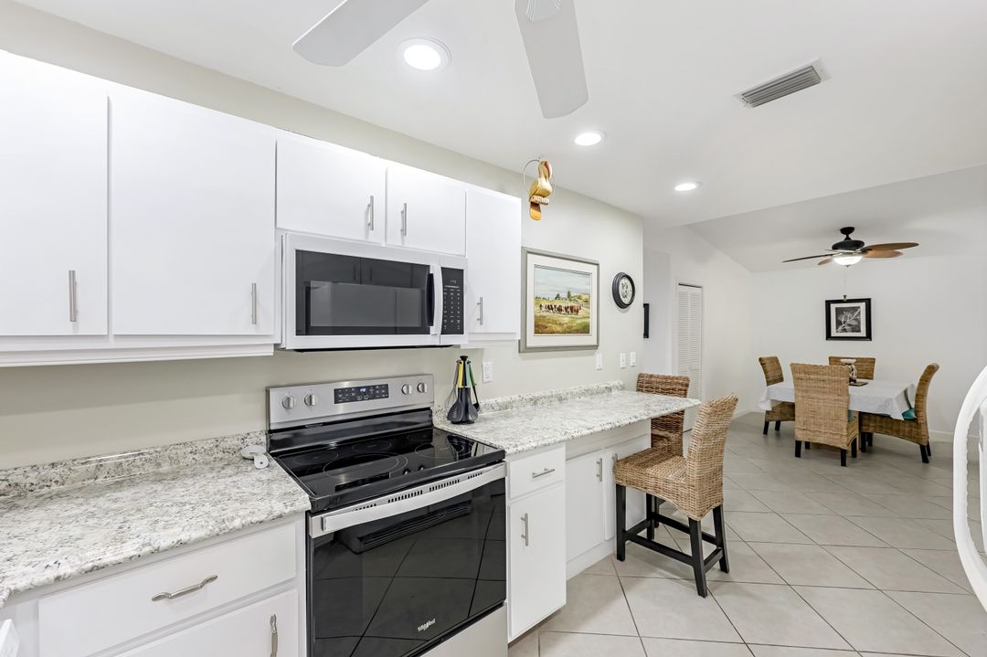 509 Roma Ct #202, Naples, FL 34110