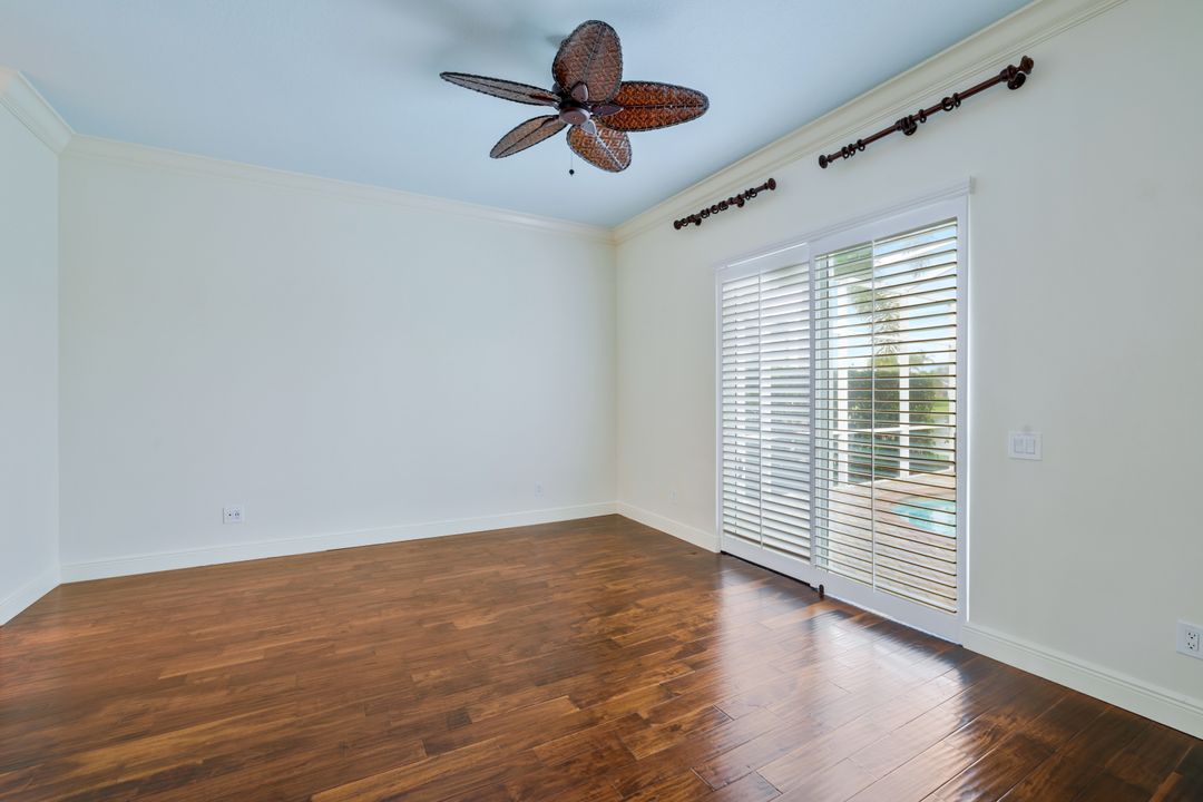 2885 Hatteras Way, Naples, FL 34119