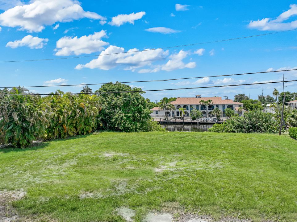 1523 SE 36th Terrace, Cape Coral, FL 33904