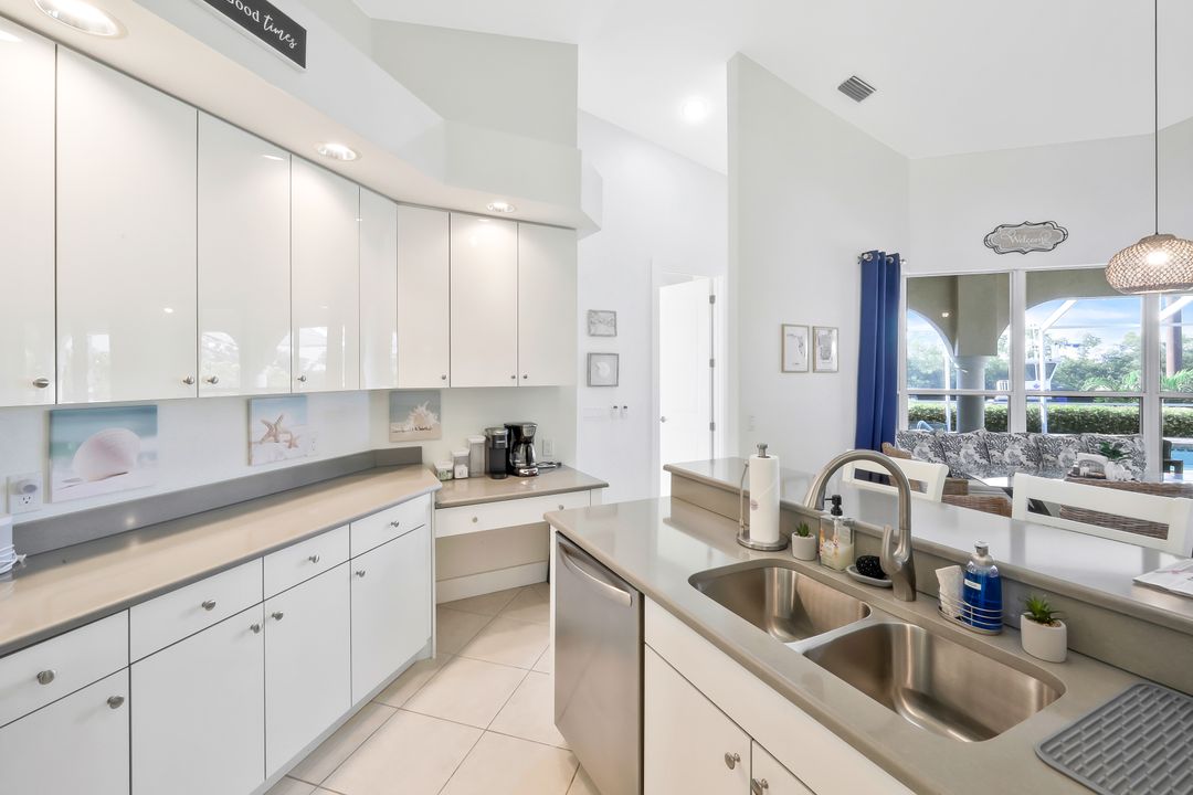 2624 El Dorado Parkway, Cape Coral, FL 33993