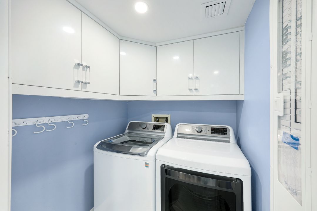 4551 Gulf Shore Blvd N #1003, Naples, FL 34103