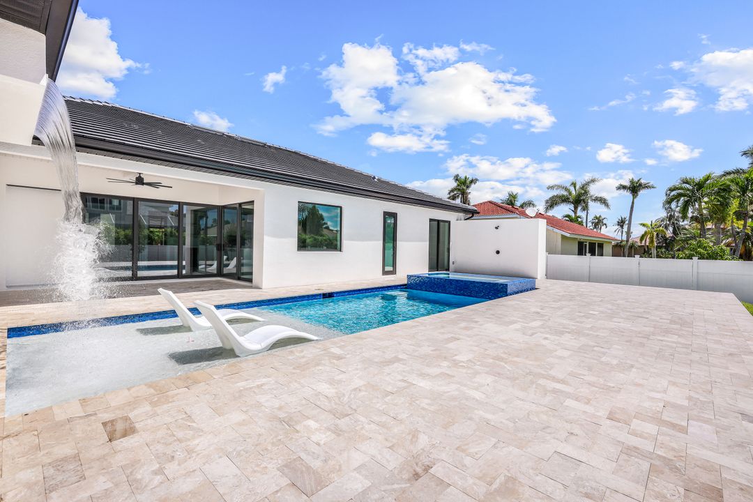 1708 SW 54th St, Cape Coral, FL 33914