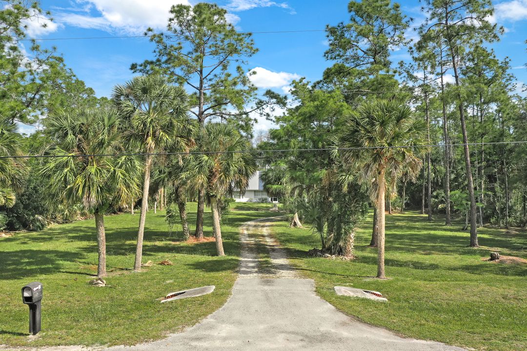 161 20th Ave NW, Naples, FL 34120