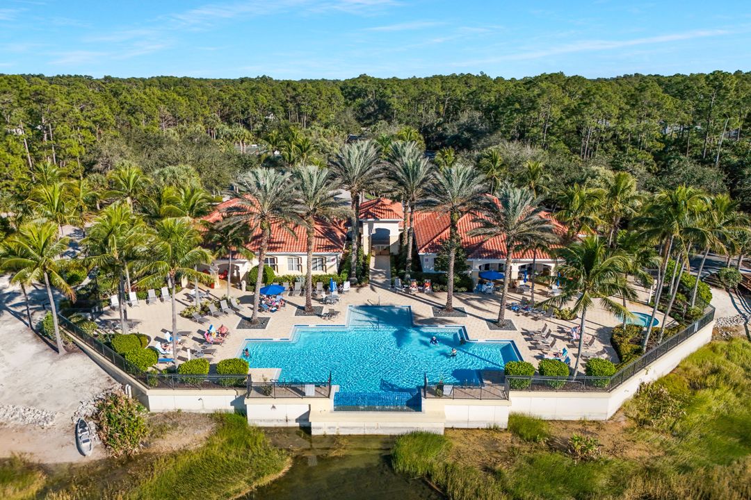 1619 Cayman Ct, Naples, FL 34119