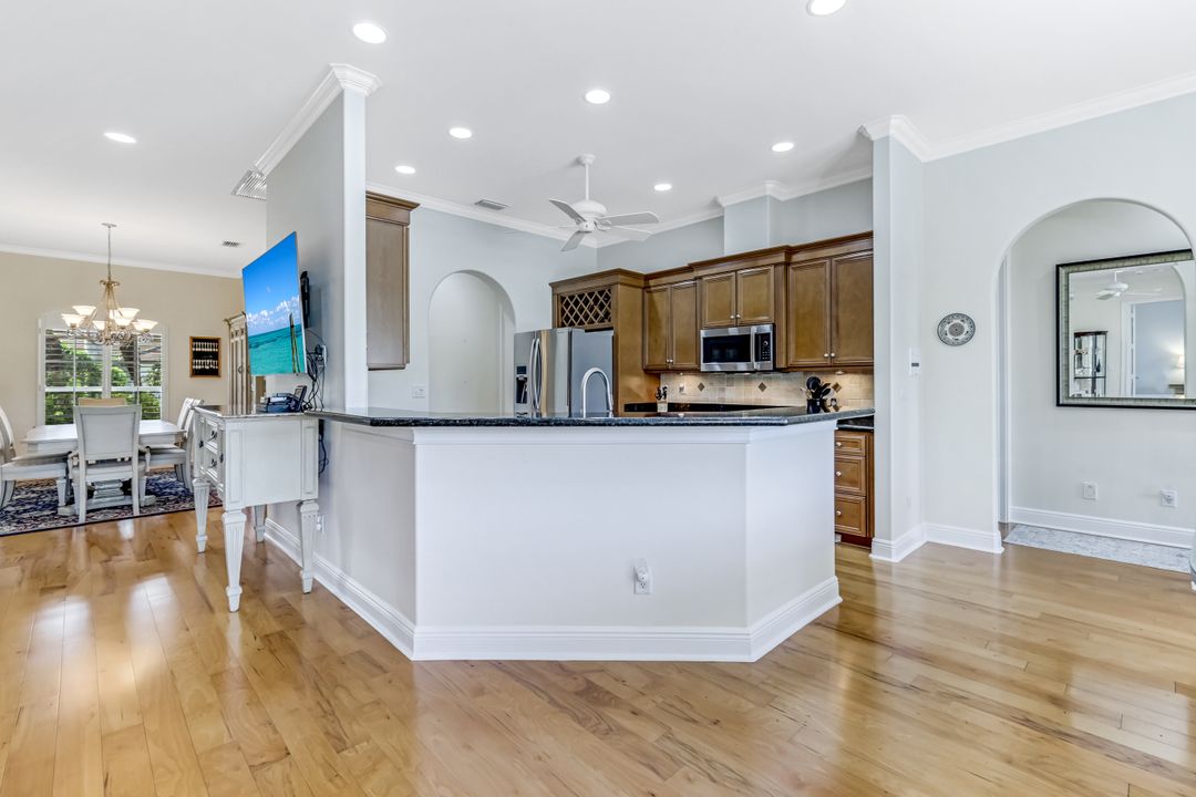 3500 Candleberry Ct, Bonita Springs, FL 34134