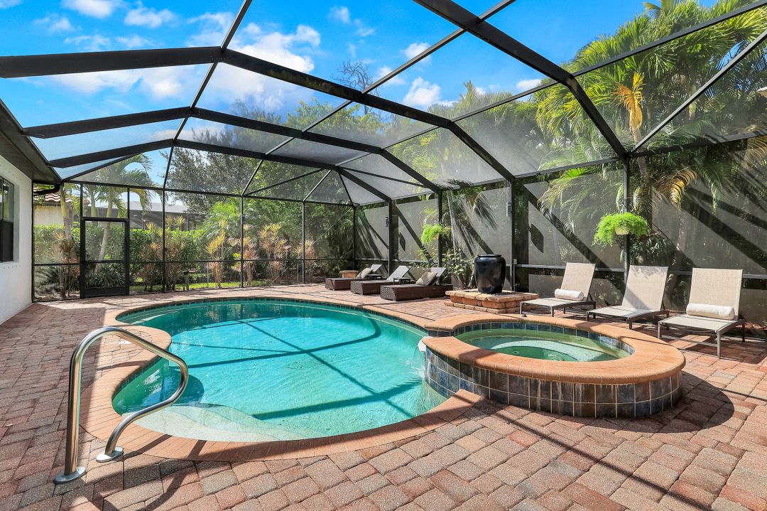 3783 Treasure Cove Cir, Naples, FL 34114