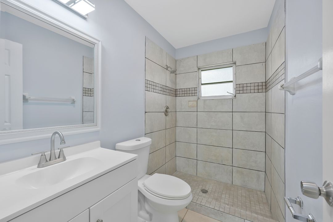 300 Anita Ave S, Lehigh Acres, FL 33976