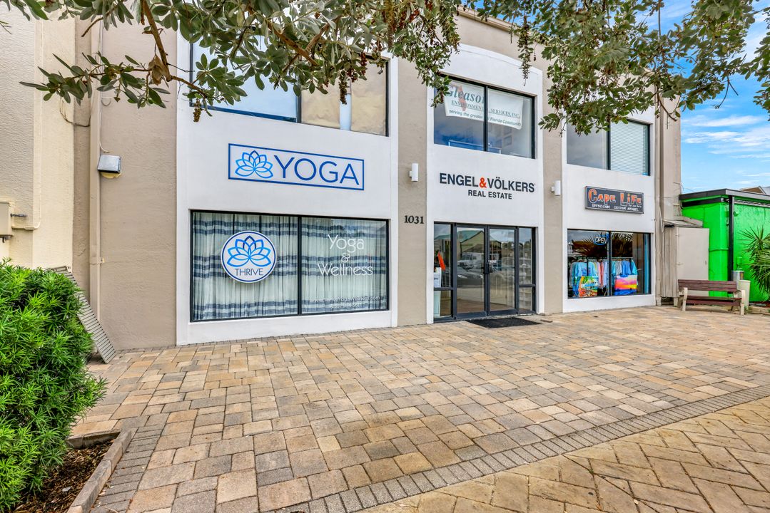 1031 Cape Coral Pkwy E, Cape Coral, FL 33904