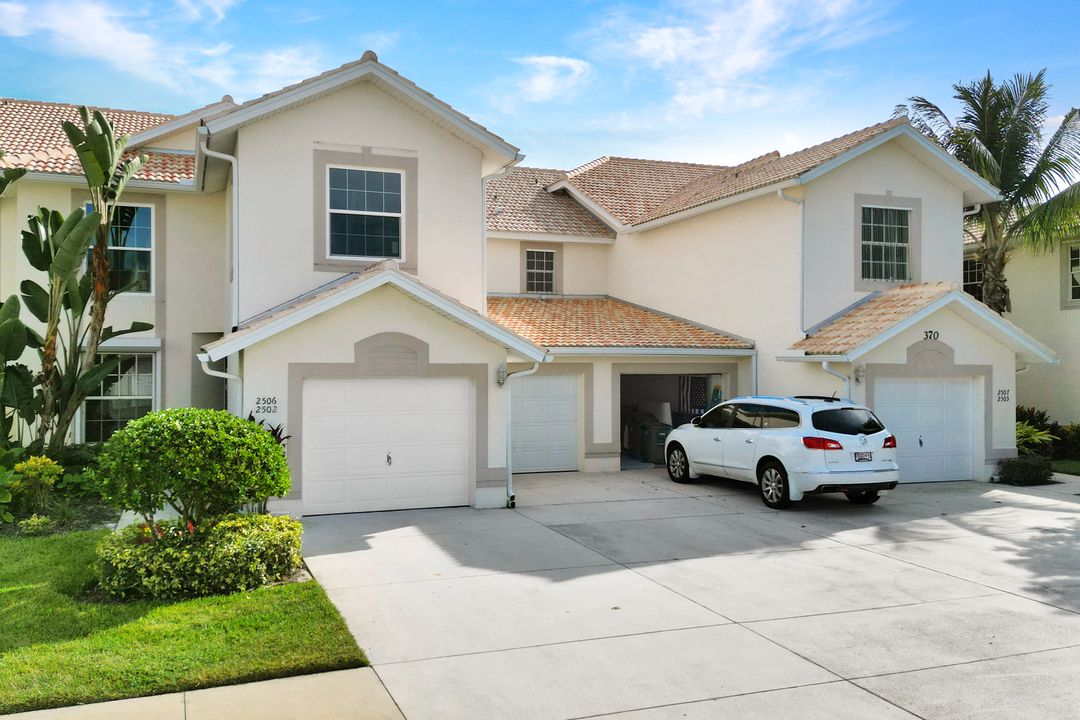 370 Stella Maris Dr N #2502, Naples, FL 34114