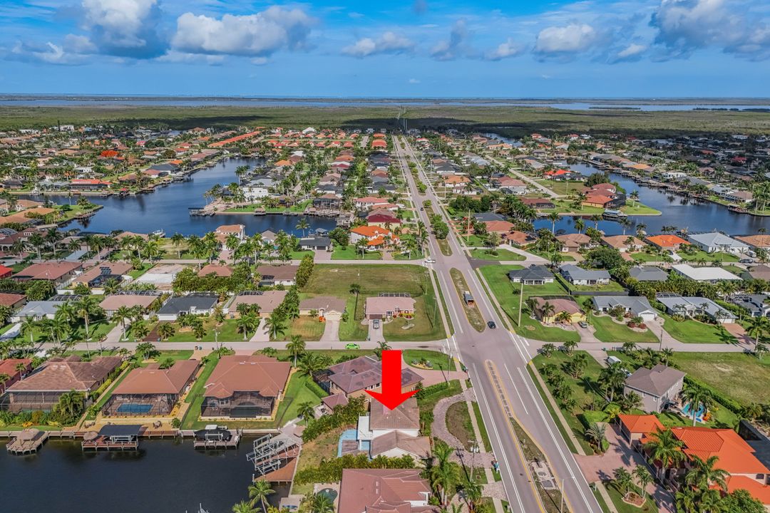 2502 Cape Coral Pkwy W, Cape Coral, FL 33914