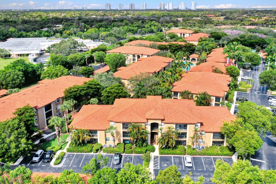 8930 Colonnades Ct E #626, Bonita Springs, FL 34135