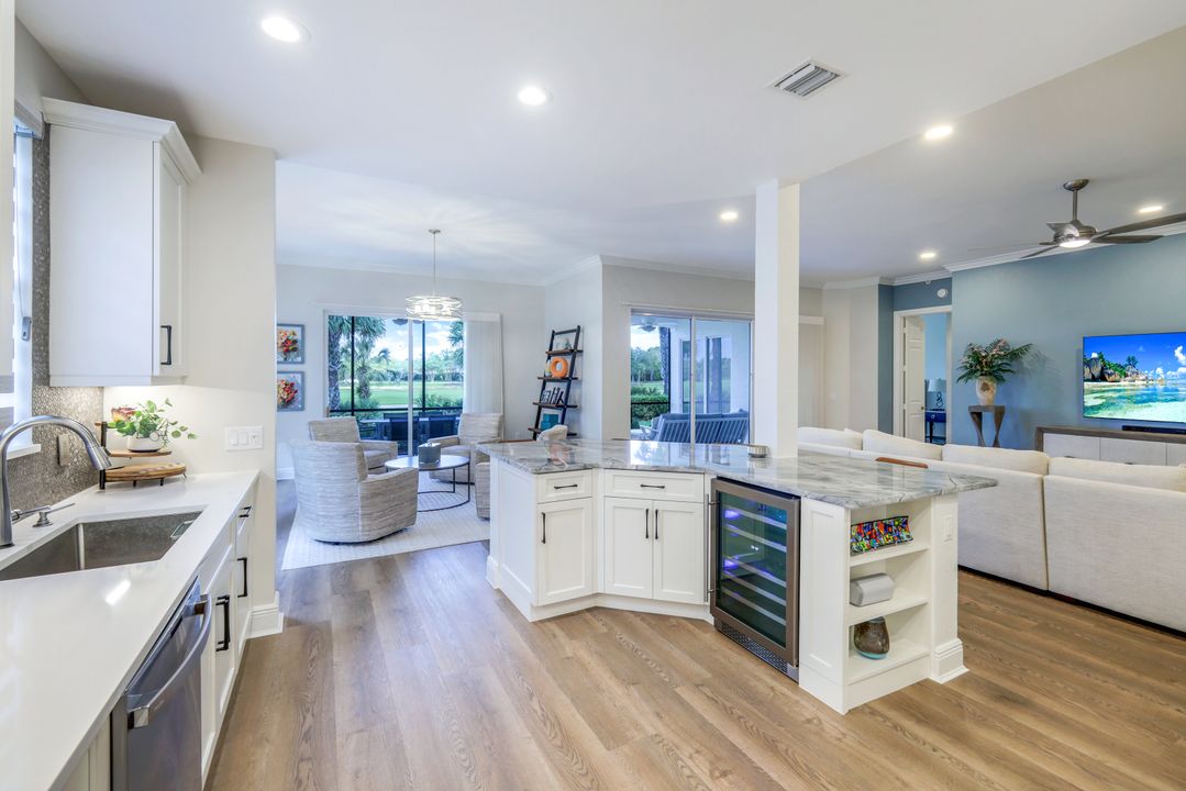 9098 Cascada Way #101, Naples, FL 34114