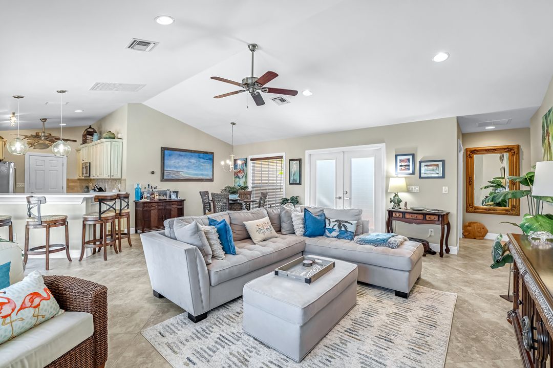 815 Rose Ct, Marco Island, FL 34145