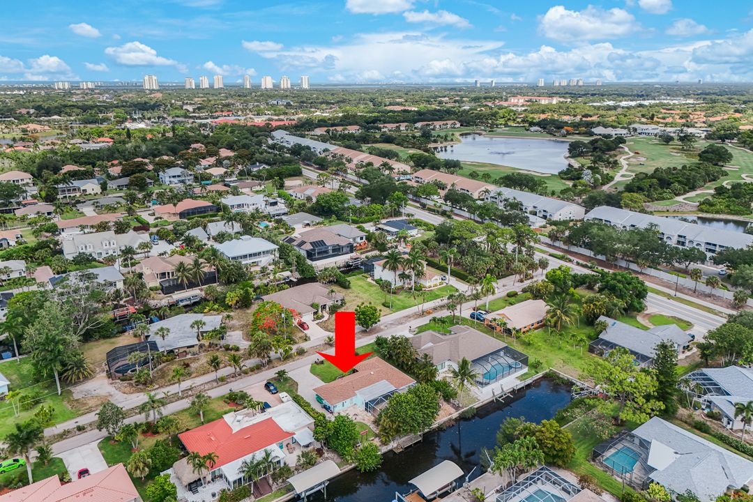 27061 Homewood Dr, Bonita Springs, FL 34135