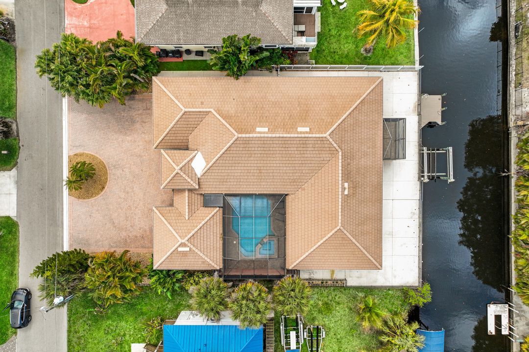 27259 High Seas Ln, Bonita Springs, FL 34135