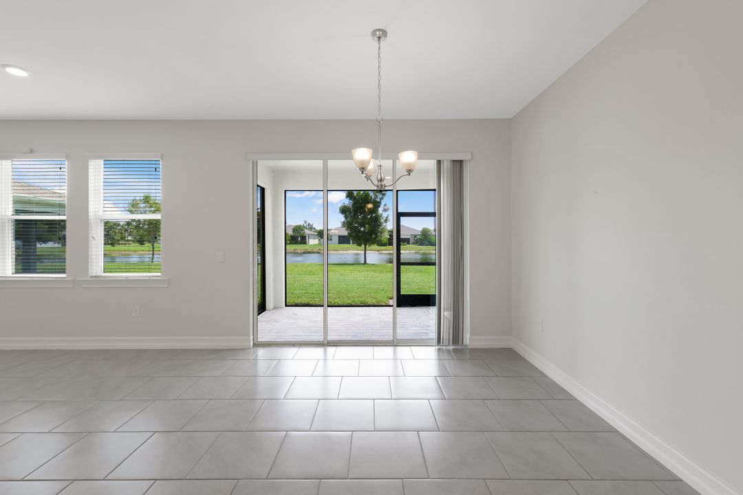 421 Coral Reef Pl, Cape Coral, FL 33993