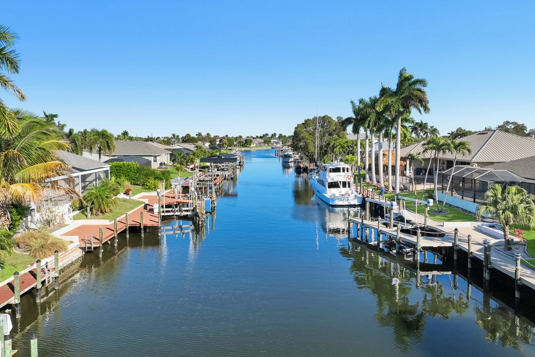 1434 SW 51st Ln, Cape Coral, FL 33914