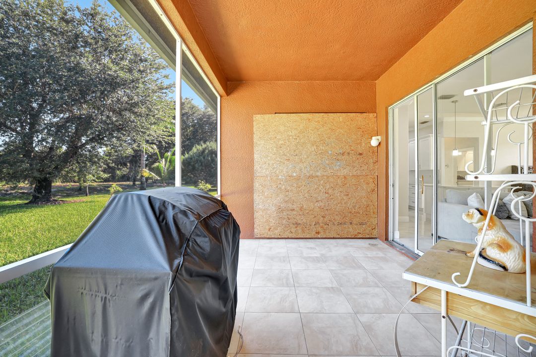 721 Grand Rapids Blvd, Naples, FL 34120