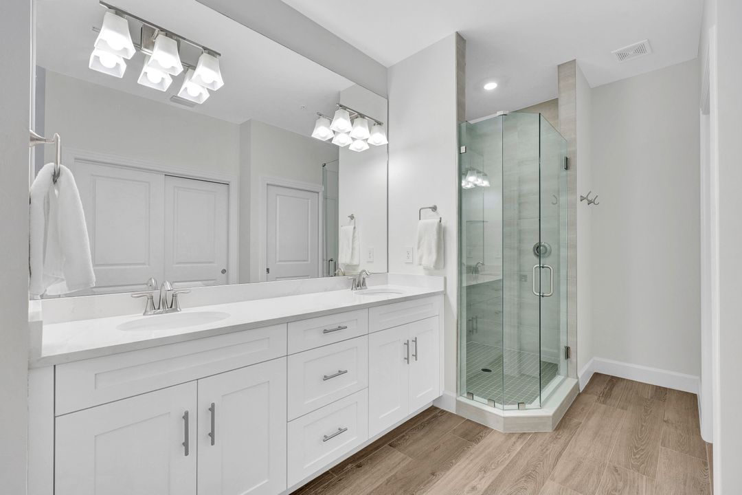 16893 Fairgrove Way #201, Naples, FL 34110