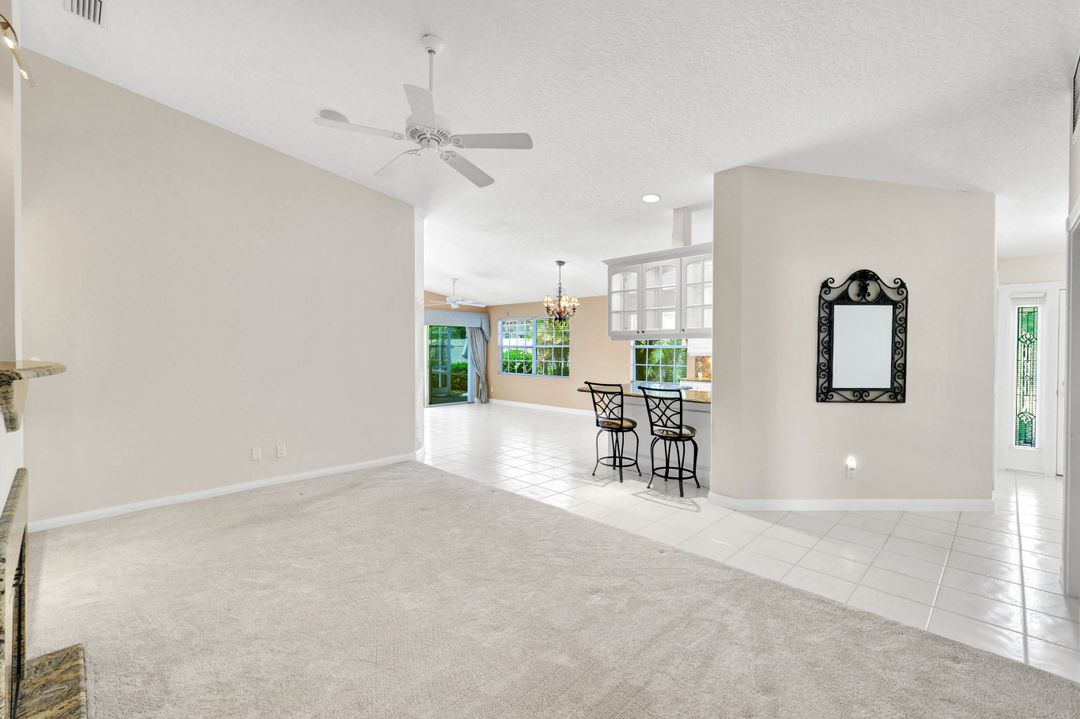 3142 Andorra Ct, Naples, FL 34109