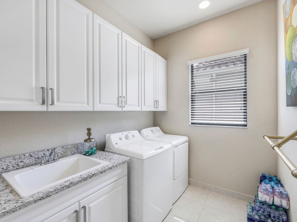 4189 Amelia Wy, Naples, FL 34119