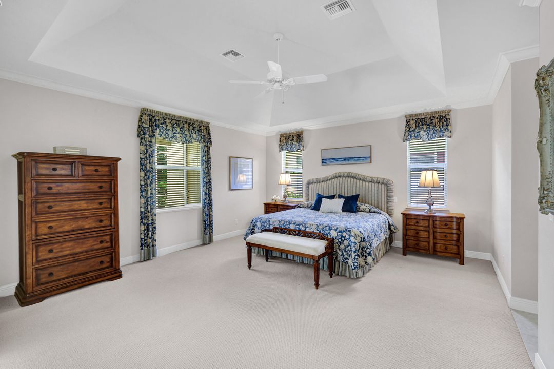 27536 Riverbank Dr, Bonita Springs, FL 34134