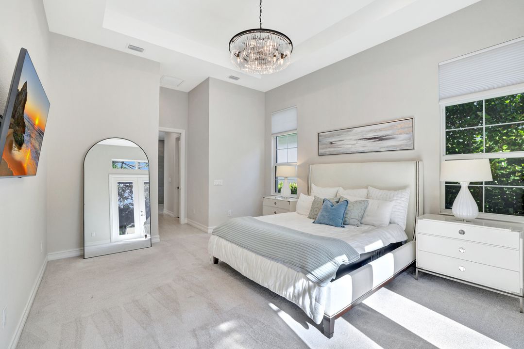 3164 Capistrano Lane, Naples, FL 34105