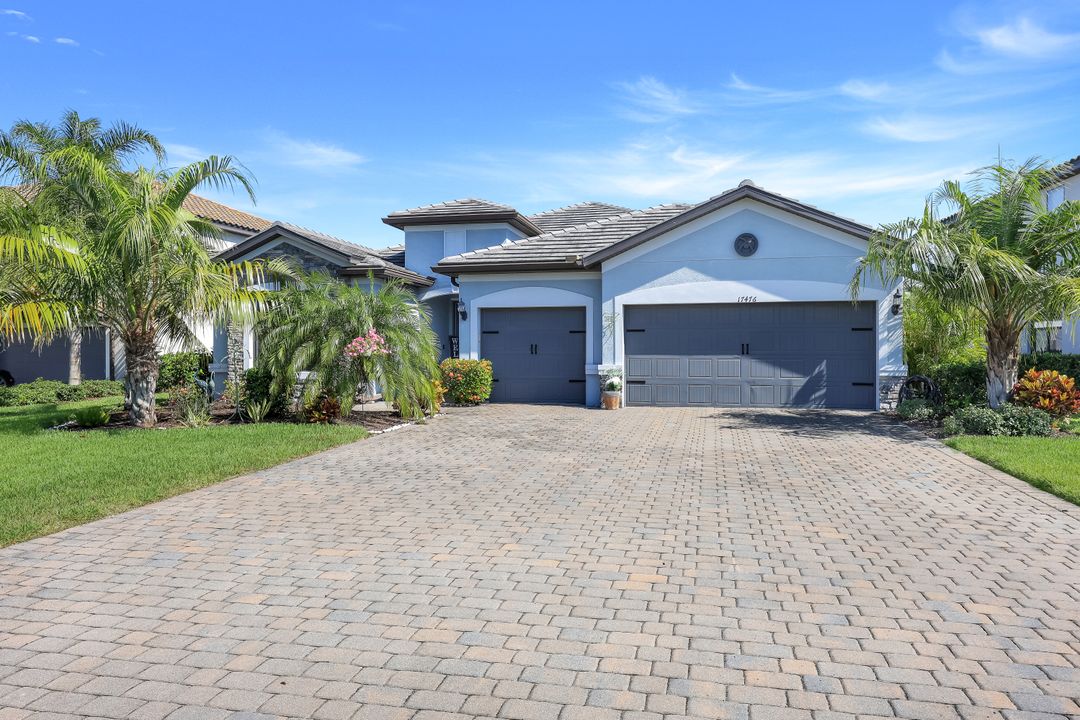 17476 Ashcomb Wy, Estero, FL 33928