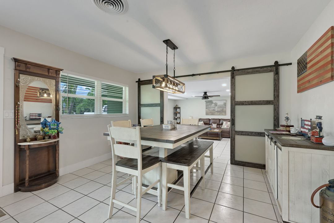 1007 Wilshire Dr, Fort Myers, FL 33919