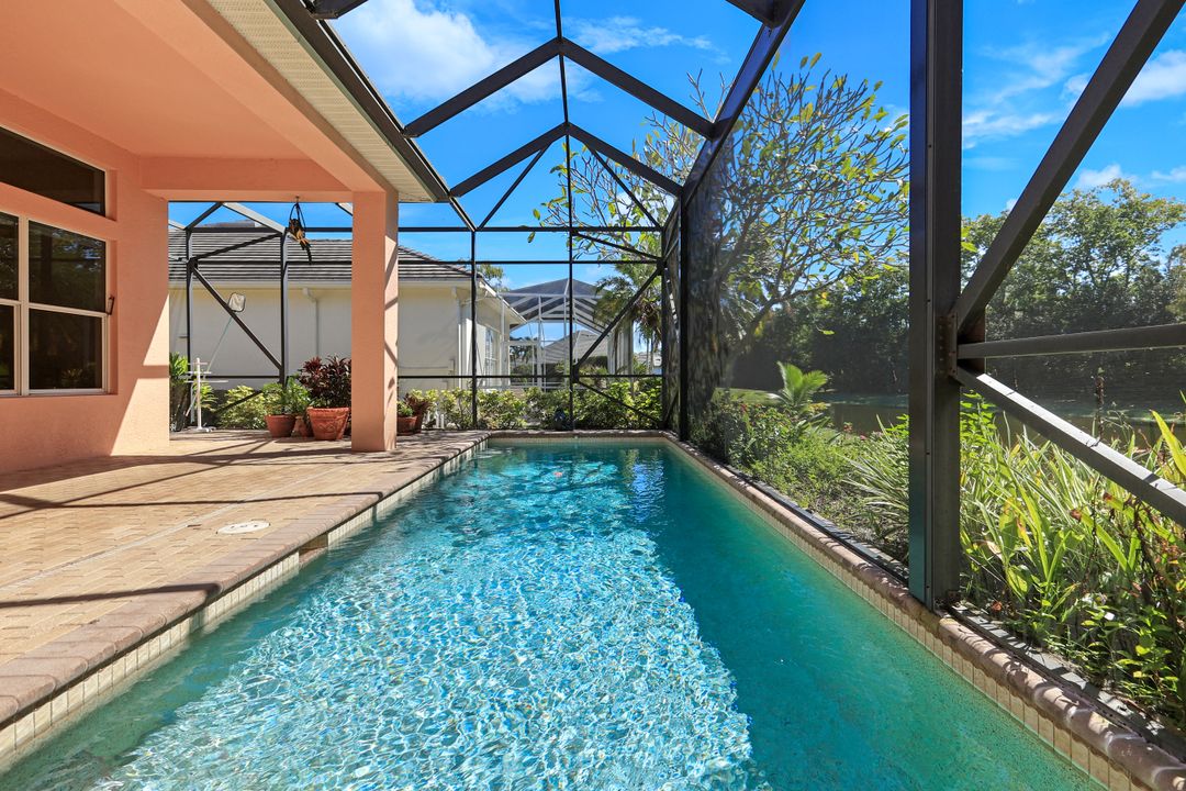 12910 Silverthorn Ct, Bonita Springs, FL 34135