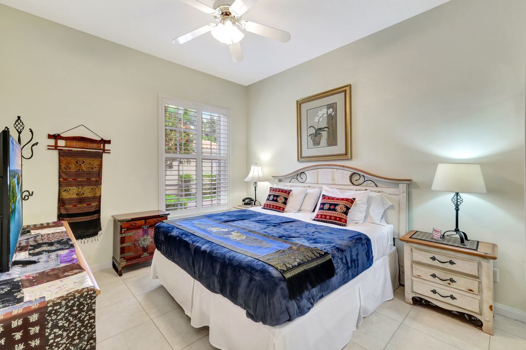 3008 Ellice Way, Naples, FL 34119