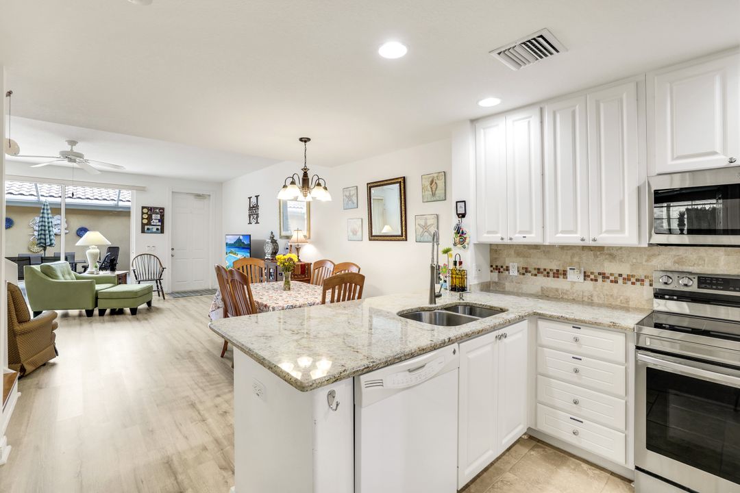 8365 Rimini Way, Naples, FL 34114