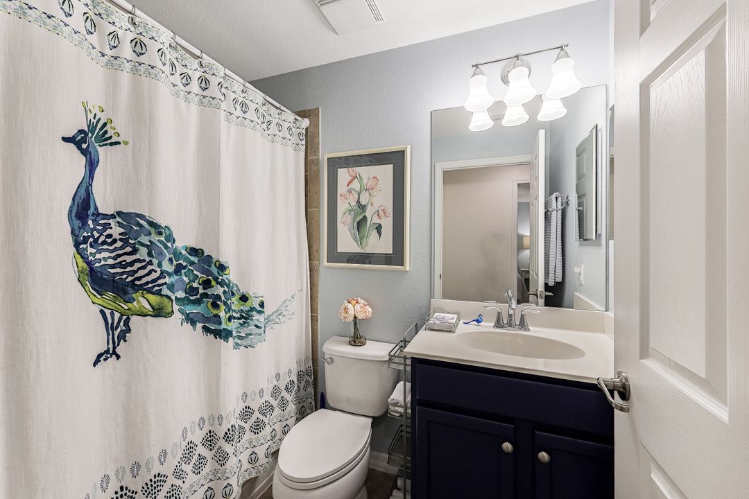 9828 Venezia Cir #1124, Naples, FL 34113