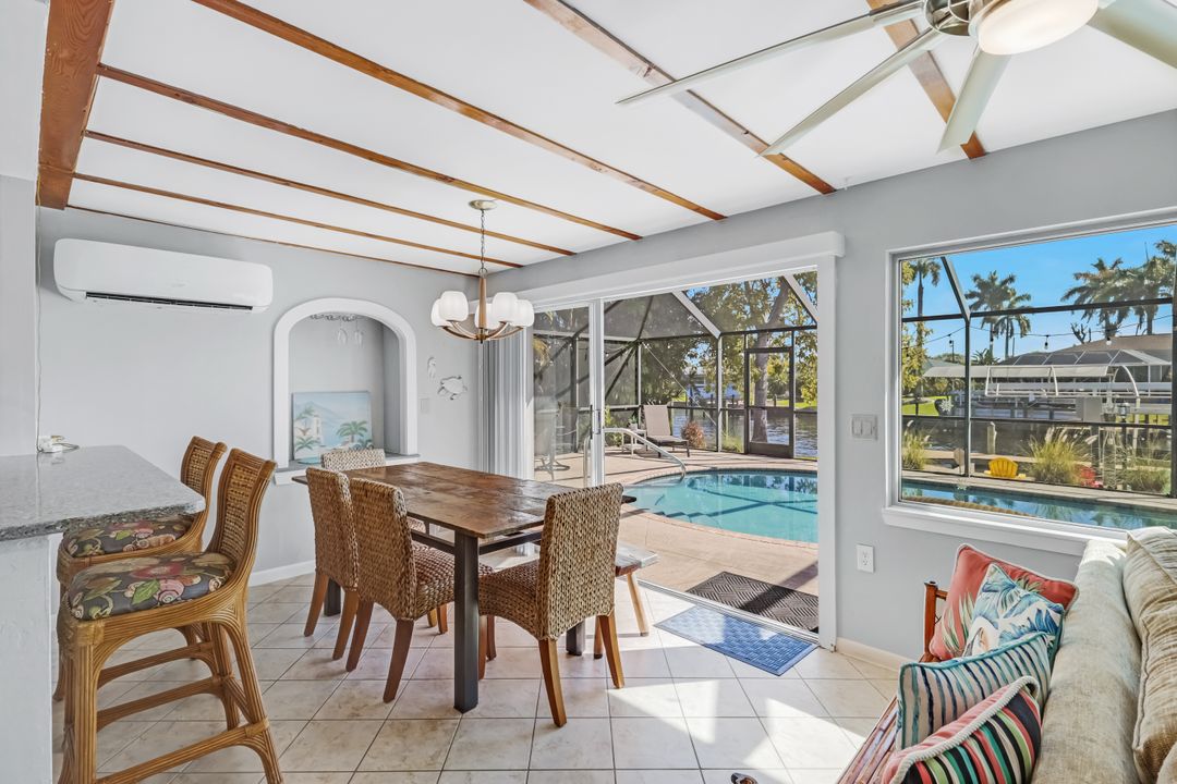 4305 SE 1st Ave, Cape Coral, FL 33904