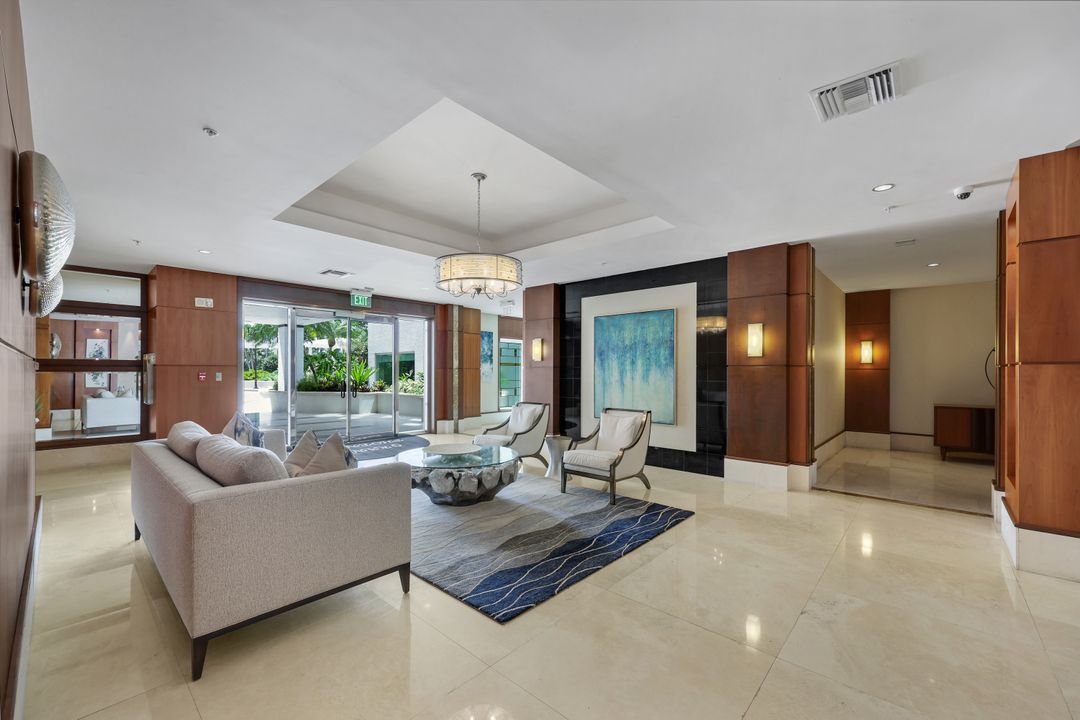 275 Indies Way #503, Naples, FL 34110