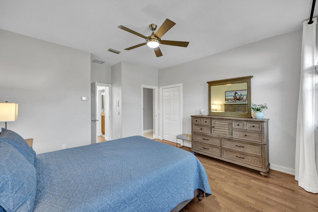 25011 Goldcrest Dr, Bonita Springs, FL 34134