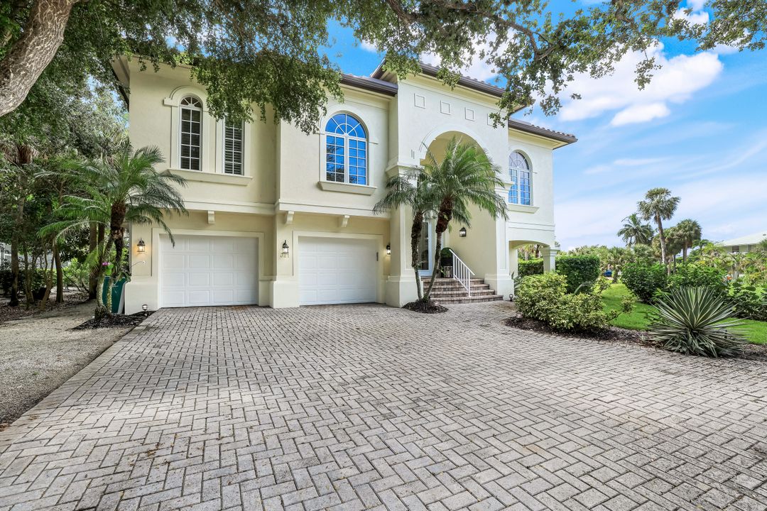 321 Wild Orchid Ln, Marco Island, FL 34145